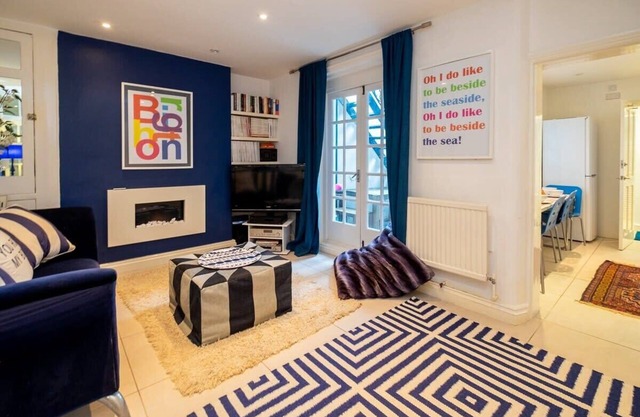 Host & Stay | Montpelier Colours