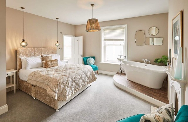 Host & Stay | One Mulgrave Place