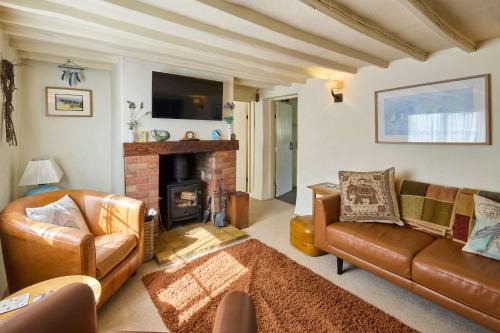 Host & Stay - Pebble Cottage