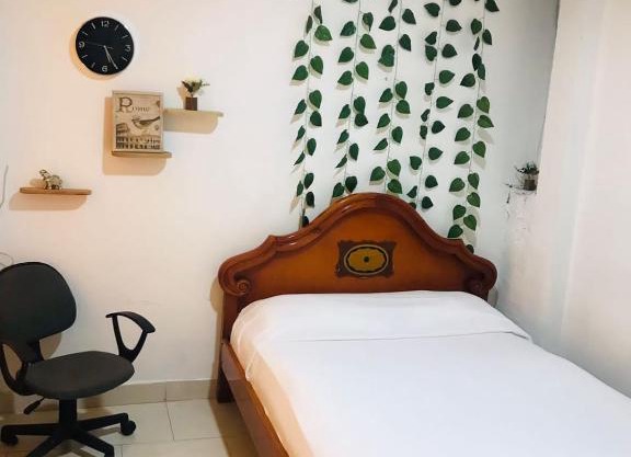 hostal la 18