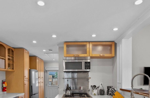 Hot Tub | 2 Bed | 2 Bath | Downtown Napa Escape