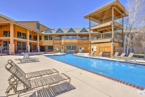 Hot Tub and Indoor Pool Access at Granby Condo