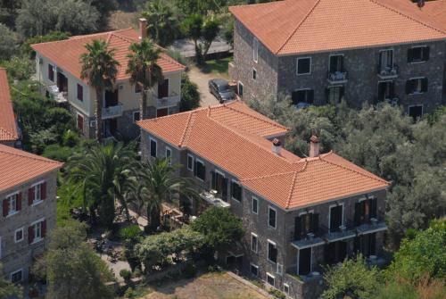 Hotel Adonis