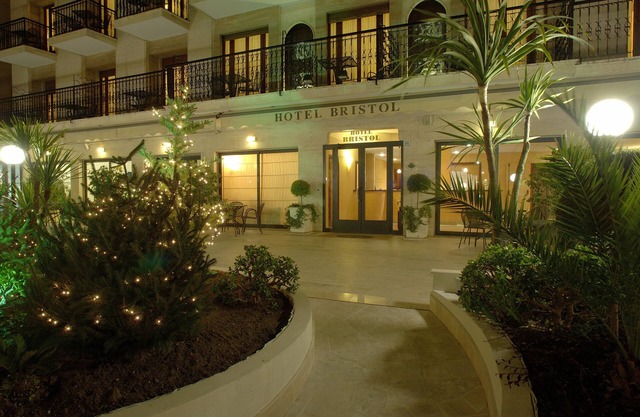 Hotel Bristol