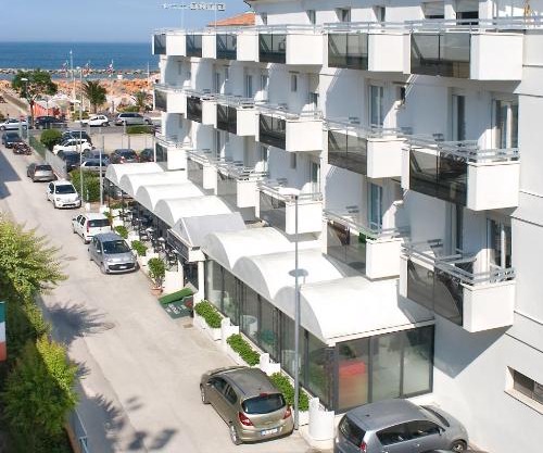 Hotel Ciondolo D'Oro 5 minuti da Rimini Fiera