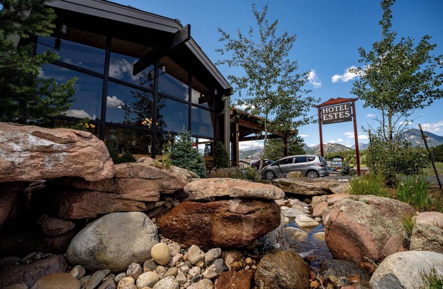Hotel Estes