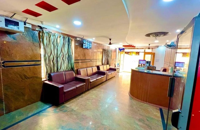 Hotel Govind Heights