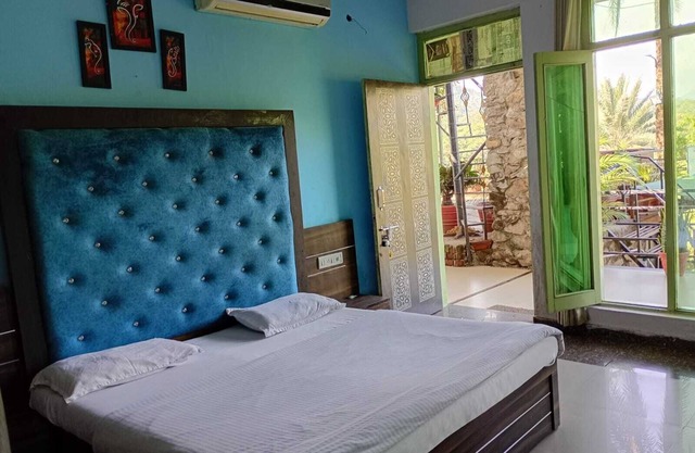 Hotel Grand Valley By Shri Hari Niwas