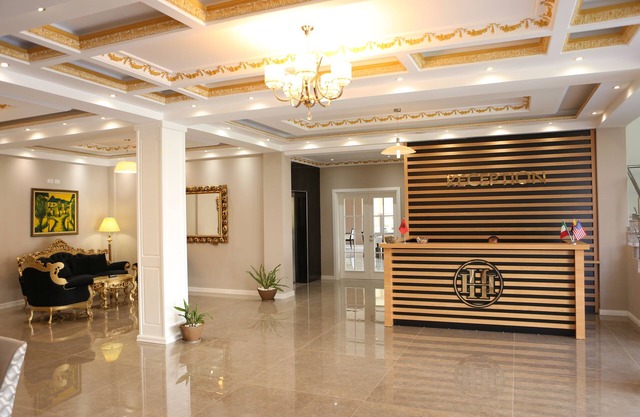 Hotel Holiday