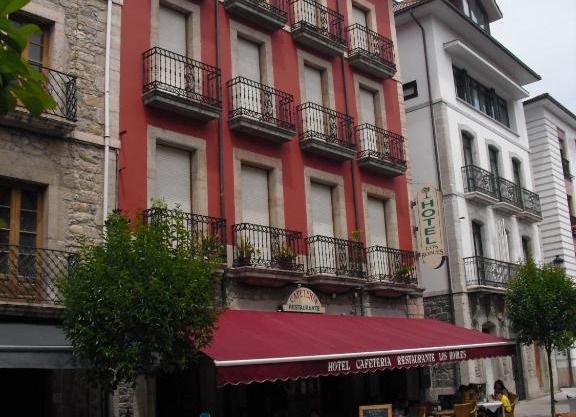 Hotel Los Robles