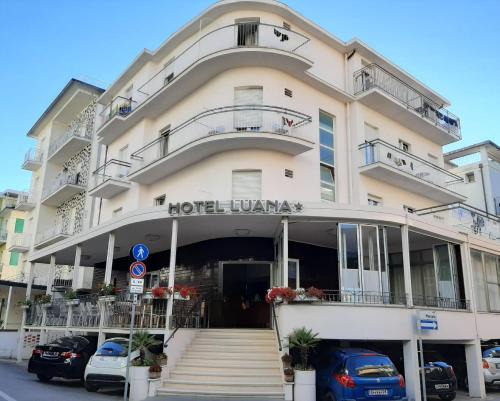 Hotel Luana