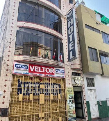 Hotel lucero real