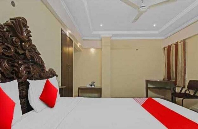 Hotel Maruthi Residency