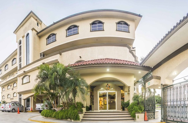 Hotel Miramar Inn