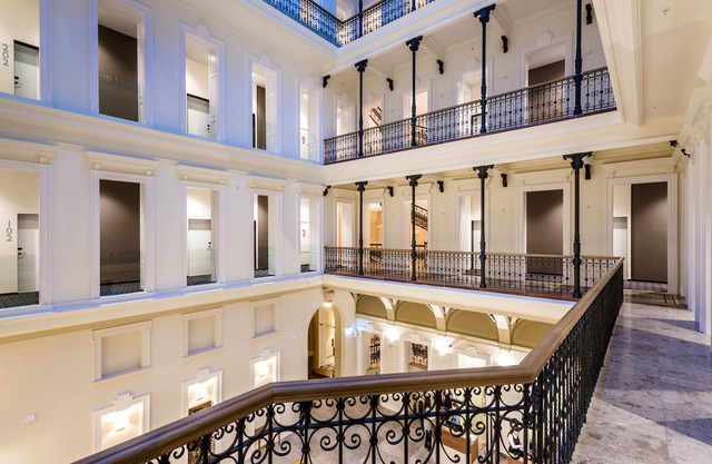 Hotel Moments Budapest