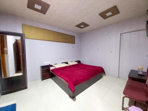 Hotel Neelam Raj Nainital Near Mall Road - Excellent Service Awarded - Near Lake