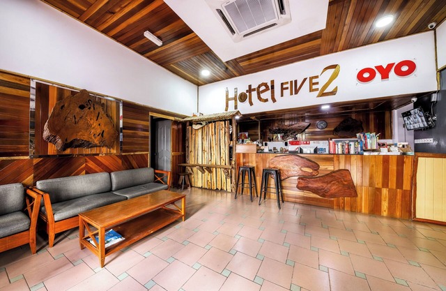 Hotel O Five 2