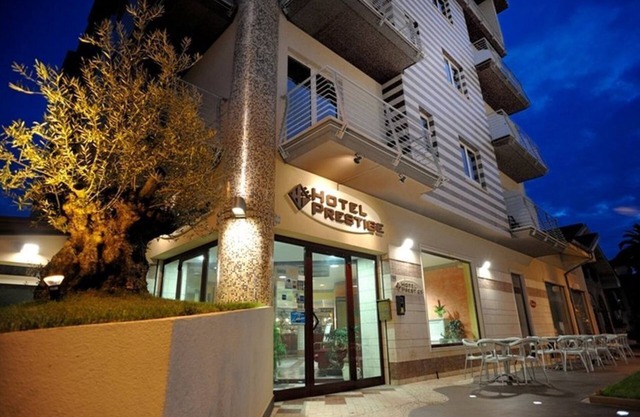 Hotel Prestige