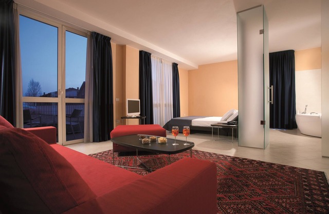 Hotel Rosso Frizzante