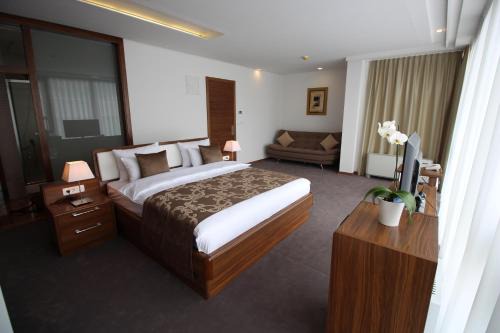 Hotel Royal Gold City - Hotel Ruža