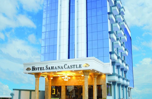 Hotel Sahana Castle