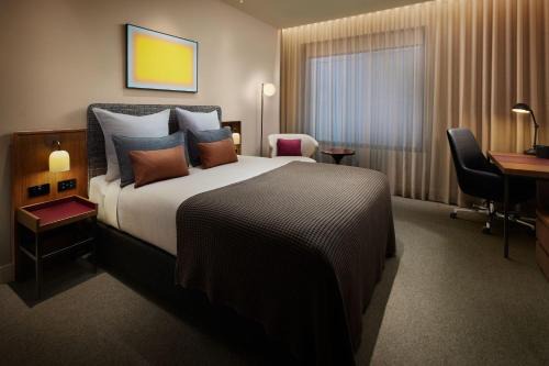 Hotel Sapphire Dlx 50 Meter From New Delhi Railway Station