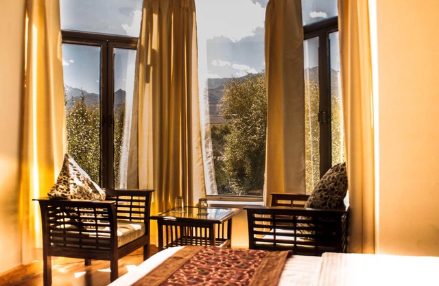 Hotel Shivalik - Best Himalaya View Hotel In Almora'