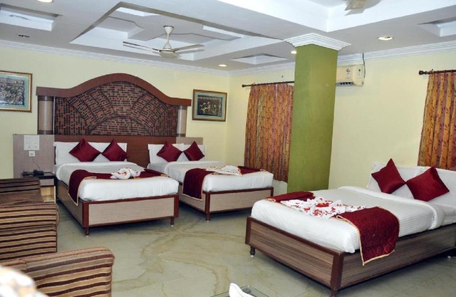 Hotel Shri Perumal Inn