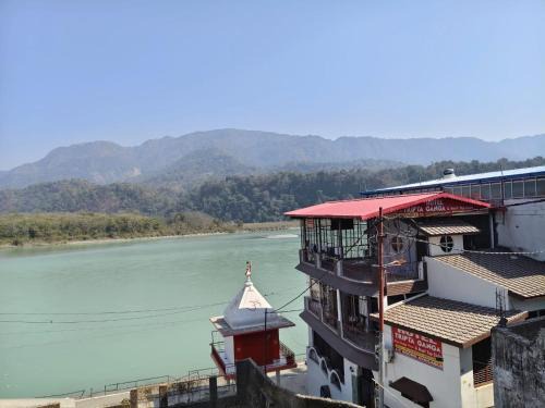hotel tripta ganga