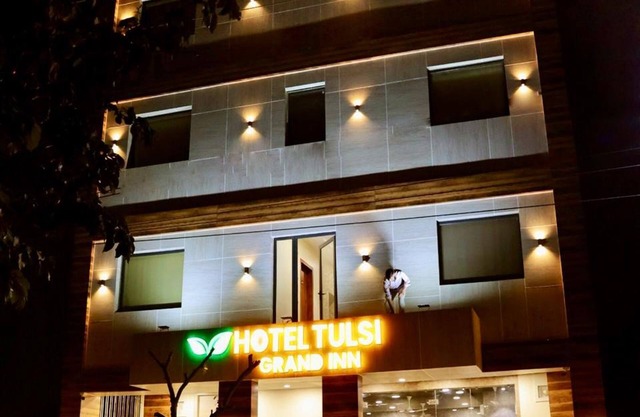 Hotel Tulsi Grand Inn