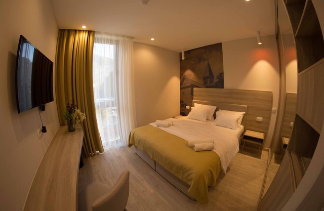 Hotel Verso - Double Room with Bathroom 110
