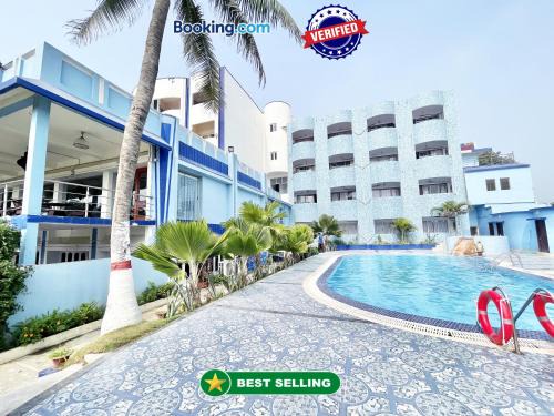 Hotel Vi Near sea , puri private-Beach and Lawn -gym-spa-and-parking-facilities breakfast-included - 2