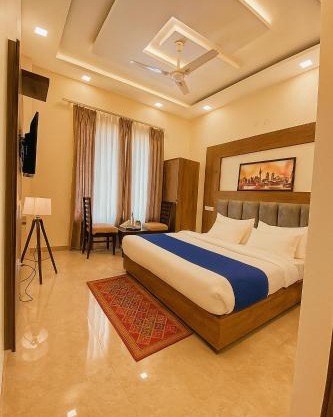Hotel Woodlark Zirakpur II A Peaceful Stay I Travelers Choice I Best for Family and Group