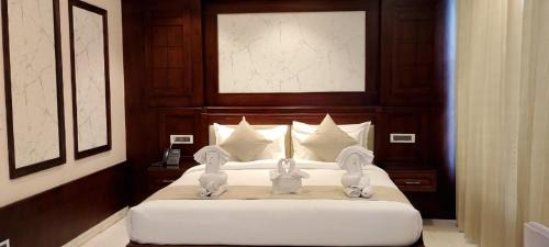 Hotel YKM Crown