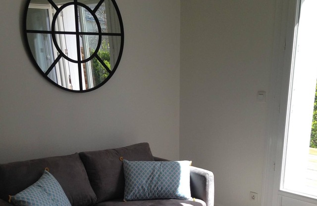 House 100 meters from the beach with enclosed garden