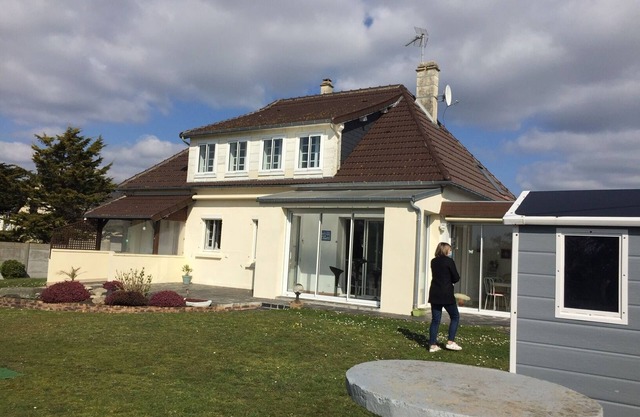 House 30m from the Beach - 11 to 15 Pers - sea view from floor - Dogs Allowed