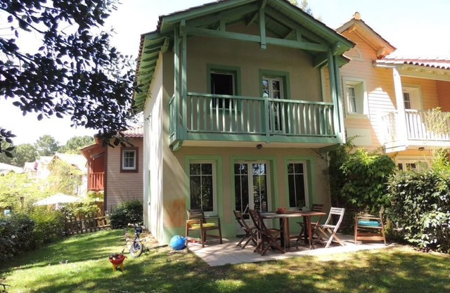 House 6/8 pers in holiday resort - pine forest, ocean, lake, your choice!