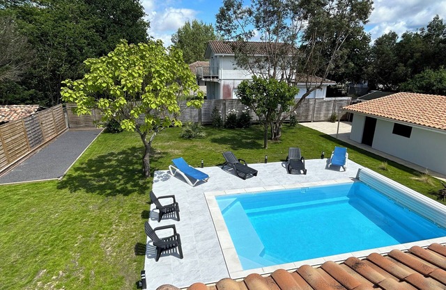 House 70m from the Bassin VILLA LAUNA GUJAN MESTRAS 4 STAR TOURIST FURNITURE