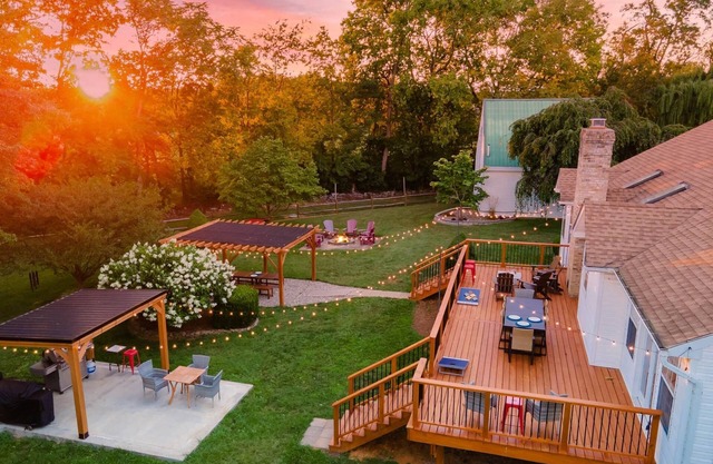 House & Cottage in Summit Point - Wild & Wonderful