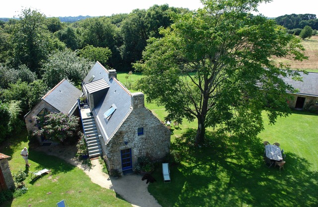 House for 14 people with indoor swimming spa and sauna