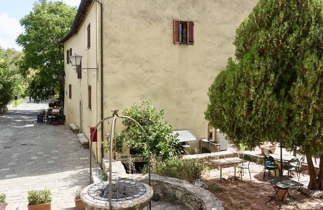 House for 4 people on the main little square of Bagno Vignoni