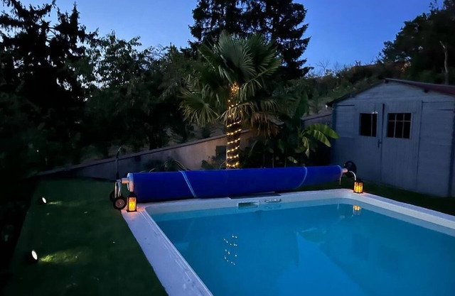 House in the center of Cloyes sur le Loir with swimming pool.