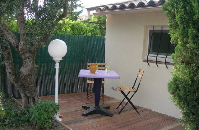 House furnished comfortably situated between Avignon and Isle sur la Sorgue