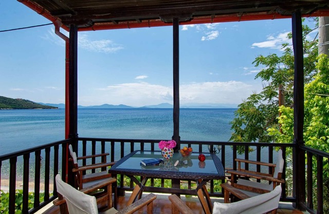 House in Lefokastro - in front of the beach + Wi-Fi #4