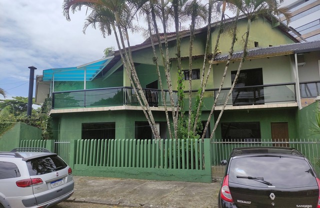 House in the Central Beach of Guaratuba