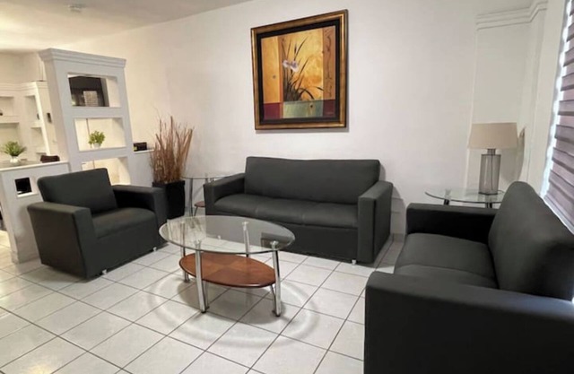 House in the Consulate!