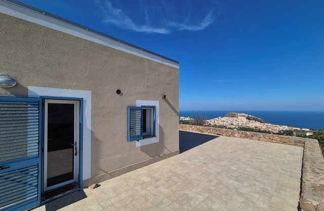 House in the countryside with wonderful views Asinara Gulf and Castelsardo