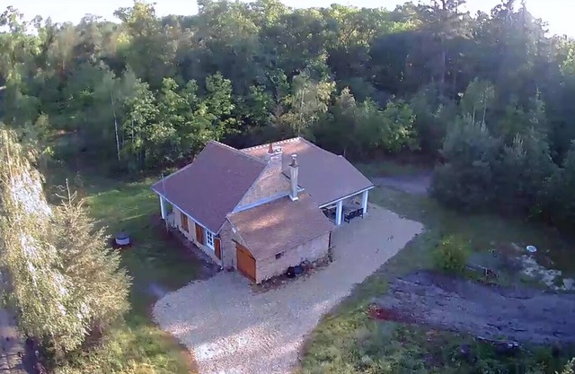 House in the woods near Lamotte-Beuvron