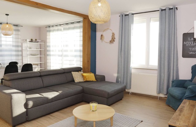 House Le Chapitre for 7 people