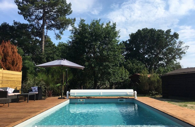 House located 10 minutes from the surf beaches of Capbreton and Hossegor